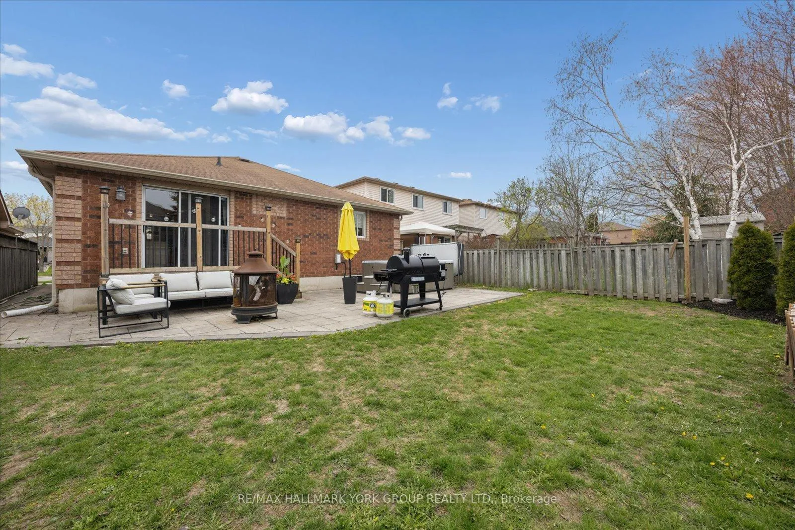 Photo 43 of 132 Athabaska Road, Barrie, Holly — HOMEH