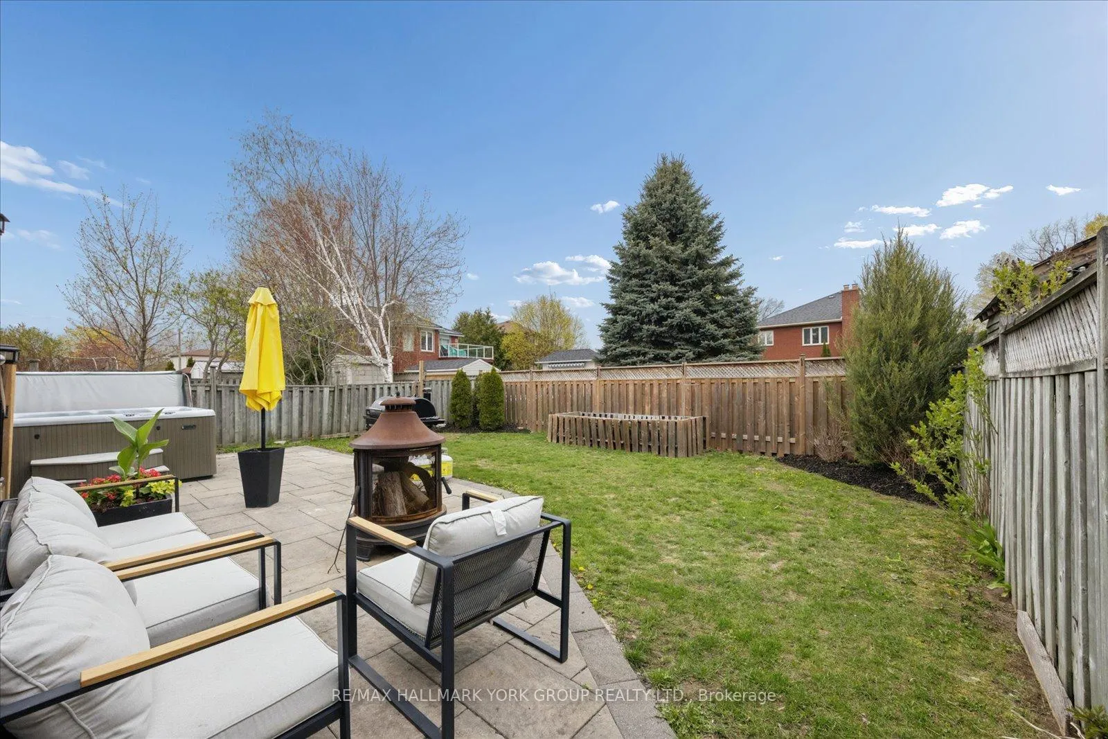 Photo 46 of 132 Athabaska Road, Barrie, Holly — HOMEH