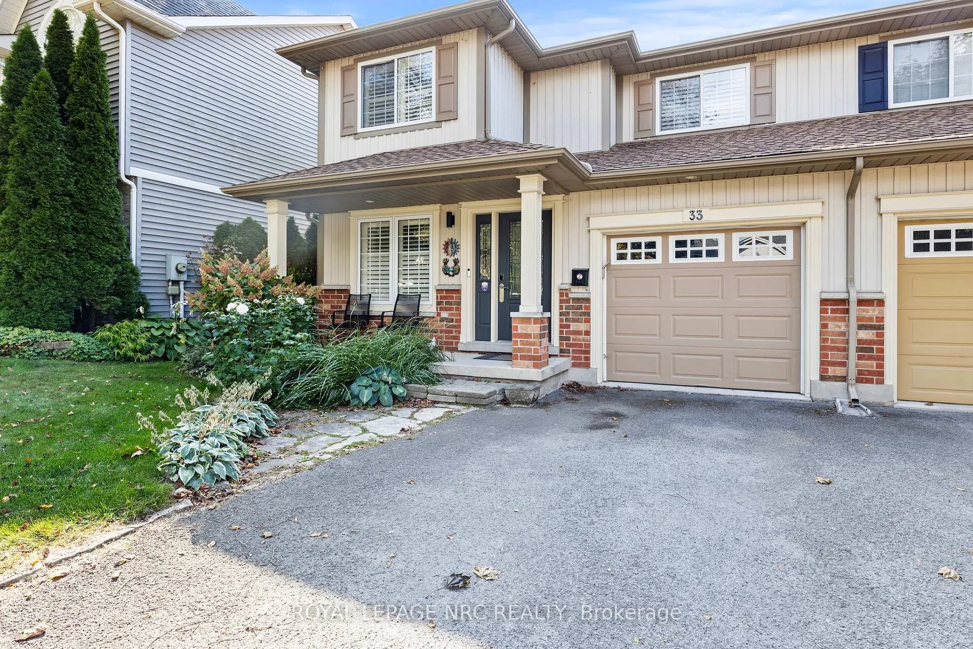 Photo 1 of 33 Broadway Avenue, St. Catharines, Port Weller — HOMEH
