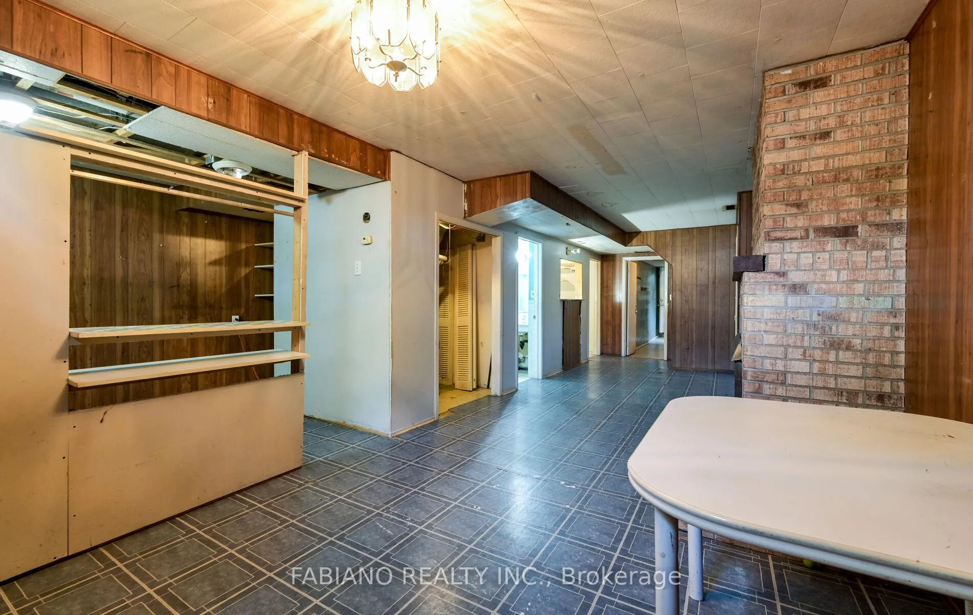 Photo 40 of 35 Murchison Crescent, Etobicoke, Mount Olive-Silverstone-Jamestown — HOMEH