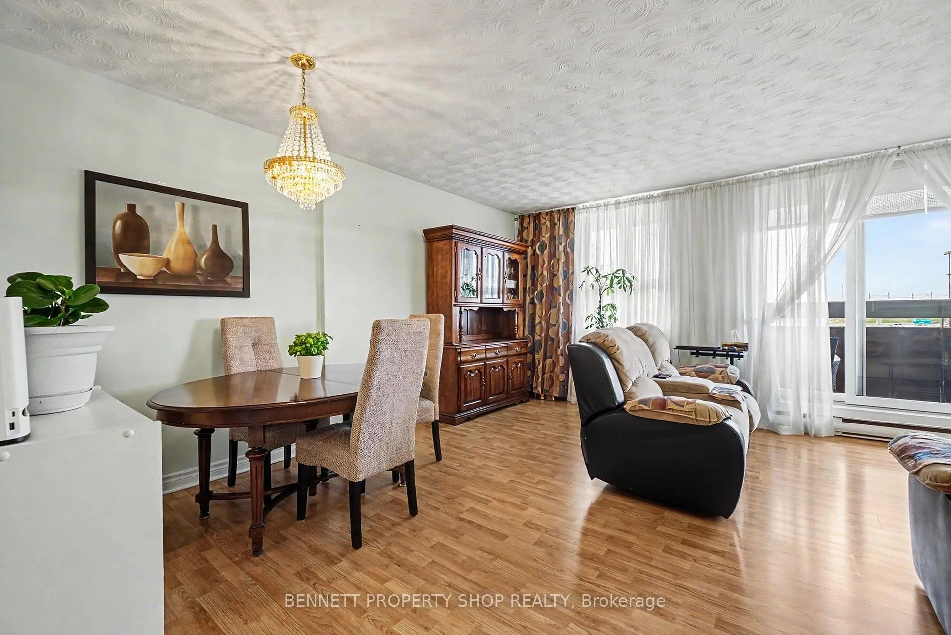 Photo 2 of Unit 410, 2000 Jasmine Crescent, Ottawa, Beacon Hill South — HOMEH