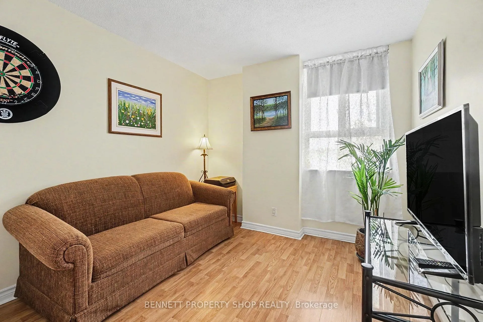 Photo 11 of Unit 410, 2000 Jasmine Crescent, Ottawa, Beacon Hill South — HOMEH