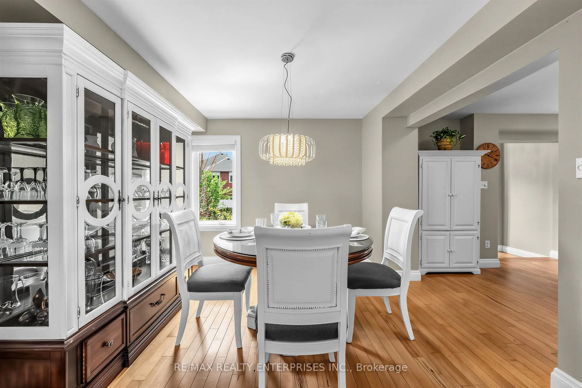 Photo 9 of 41 Killaloe Crescent, Halton Hills, Georgetown — HOMEH