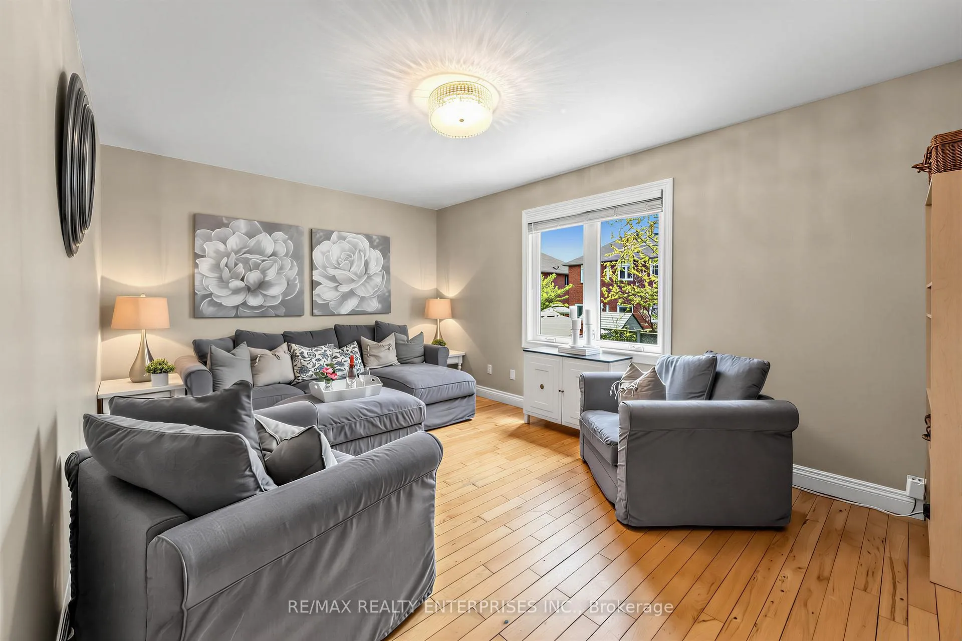 Photo 13 of 41 Killaloe Crescent, Halton Hills, Georgetown — HOMEH