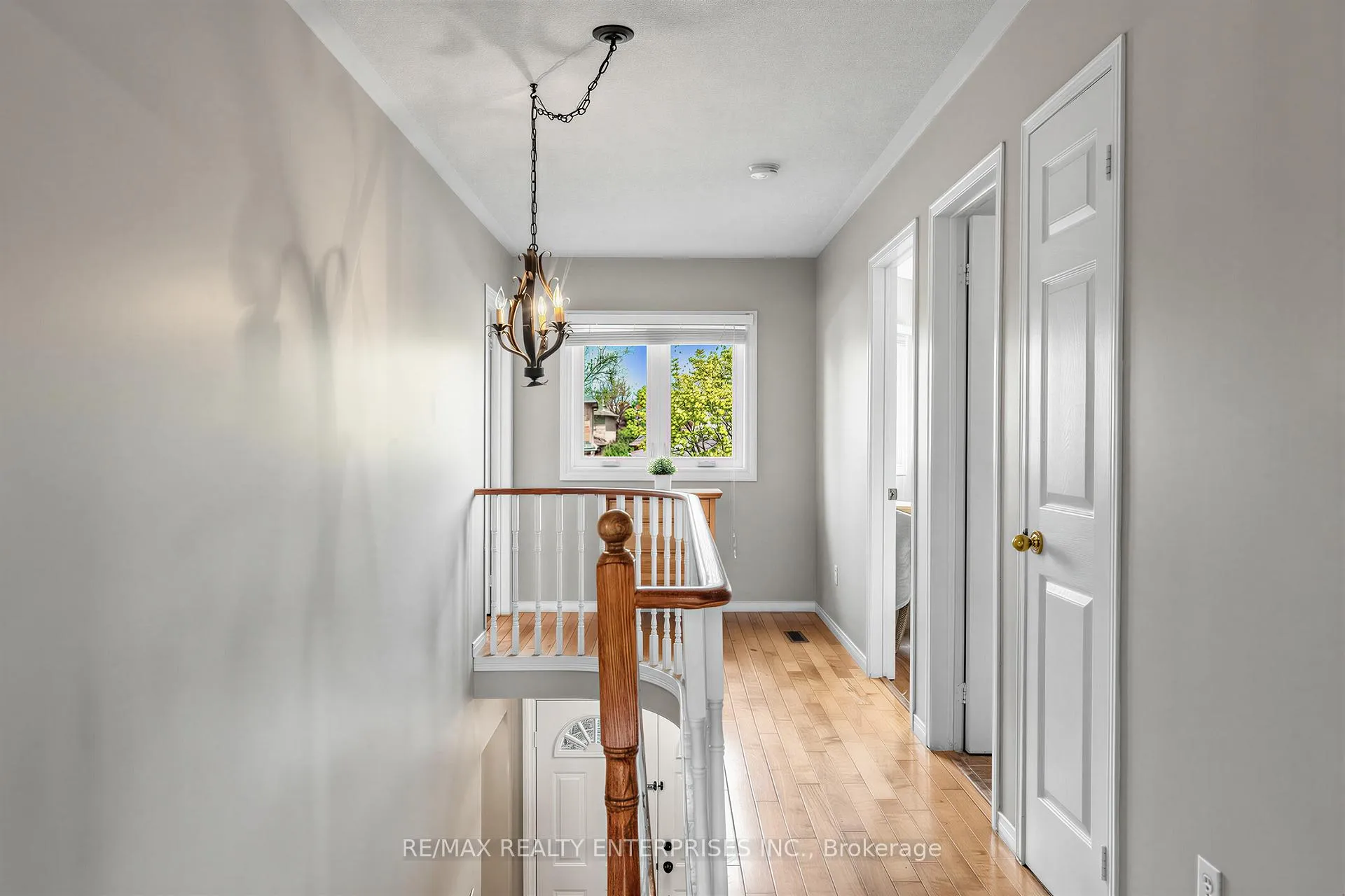 Photo 17 of 41 Killaloe Crescent, Halton Hills, Georgetown — HOMEH