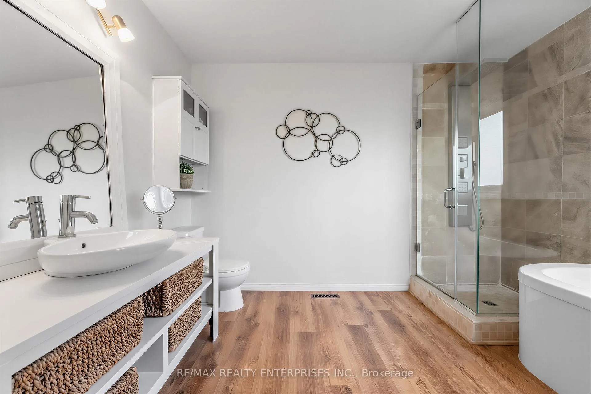 Photo 20 of 41 Killaloe Crescent, Halton Hills, Georgetown — HOMEH