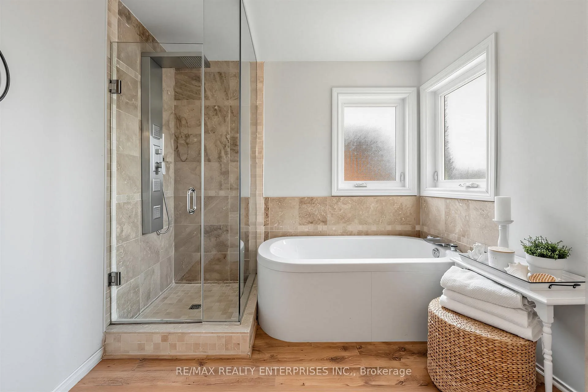 Photo 21 of 41 Killaloe Crescent, Halton Hills, Georgetown — HOMEH