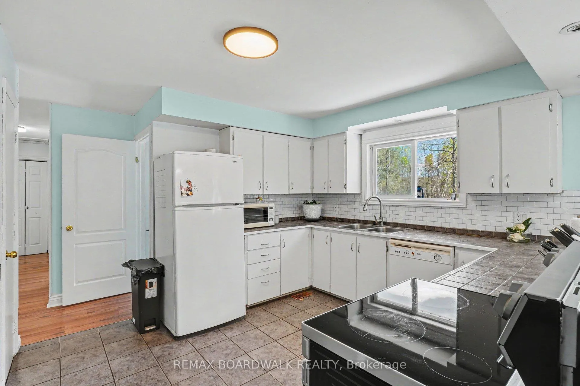 Photo 7 of 2213 County Road, Edwardsburgh/Cardinal, Edwardsburgh/Cardinal Twp — HOMEH