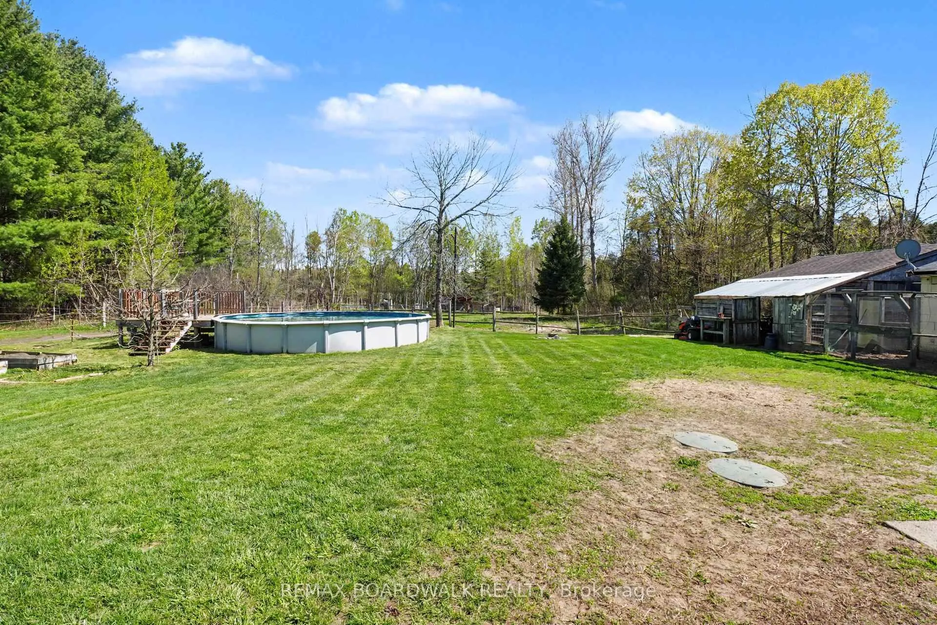 Photo 24 of 2213 County Road, Edwardsburgh/Cardinal, Edwardsburgh/Cardinal Twp — HOMEH