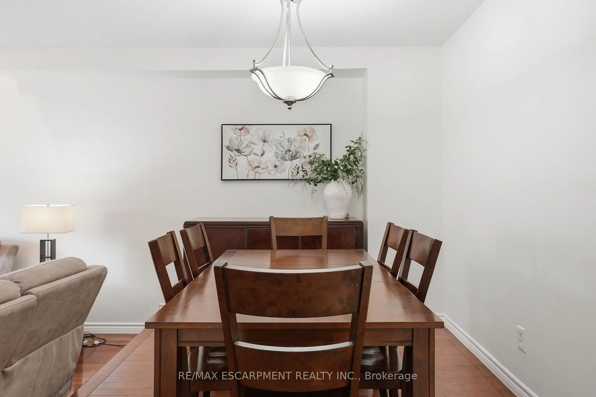 Photo 16 of 68 Dalton Crescent, Hamilton, Stoney Creek Mountain — HOMEH