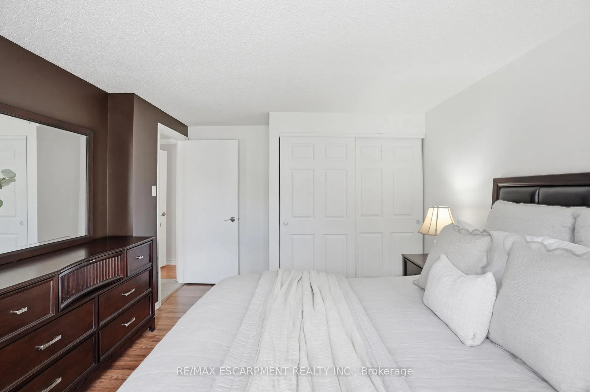 Photo 29 of 68 Dalton Crescent, Hamilton, Stoney Creek Mountain — HOMEH