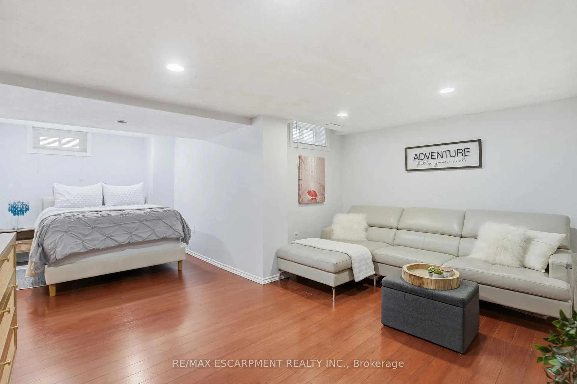 Photo 35 of 68 Dalton Crescent, Hamilton, Stoney Creek Mountain — HOMEH