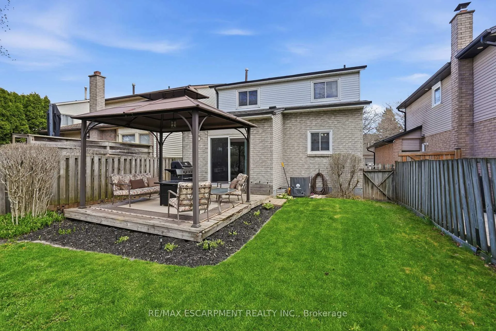 Photo 40 of 68 Dalton Crescent, Hamilton, Stoney Creek Mountain — HOMEH