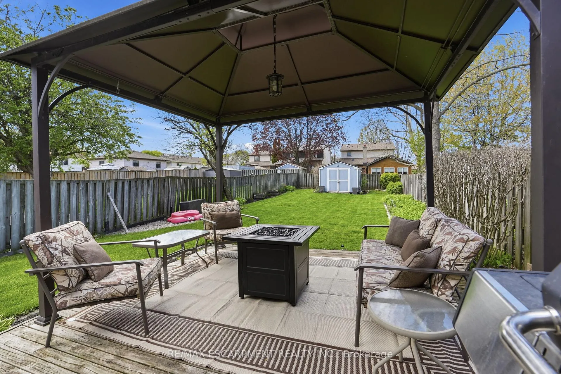Photo 43 of 68 Dalton Crescent, Hamilton, Stoney Creek Mountain — HOMEH