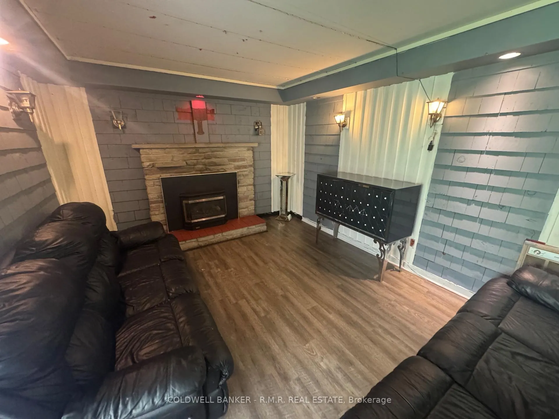 Photo 2 of Unit Basement, 913 Walnut Court, Oshawa, Donevan — HOMEH