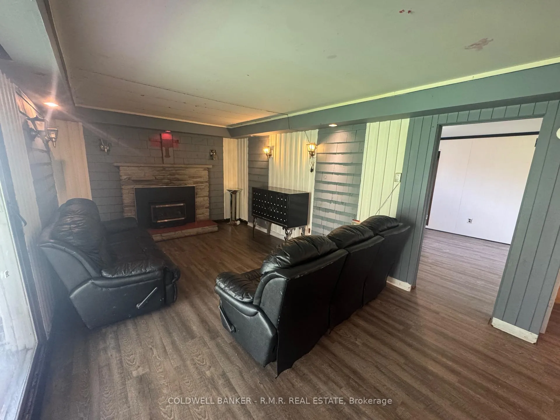 Photo 3 of Unit Basement, 913 Walnut Court, Oshawa, Donevan — HOMEH