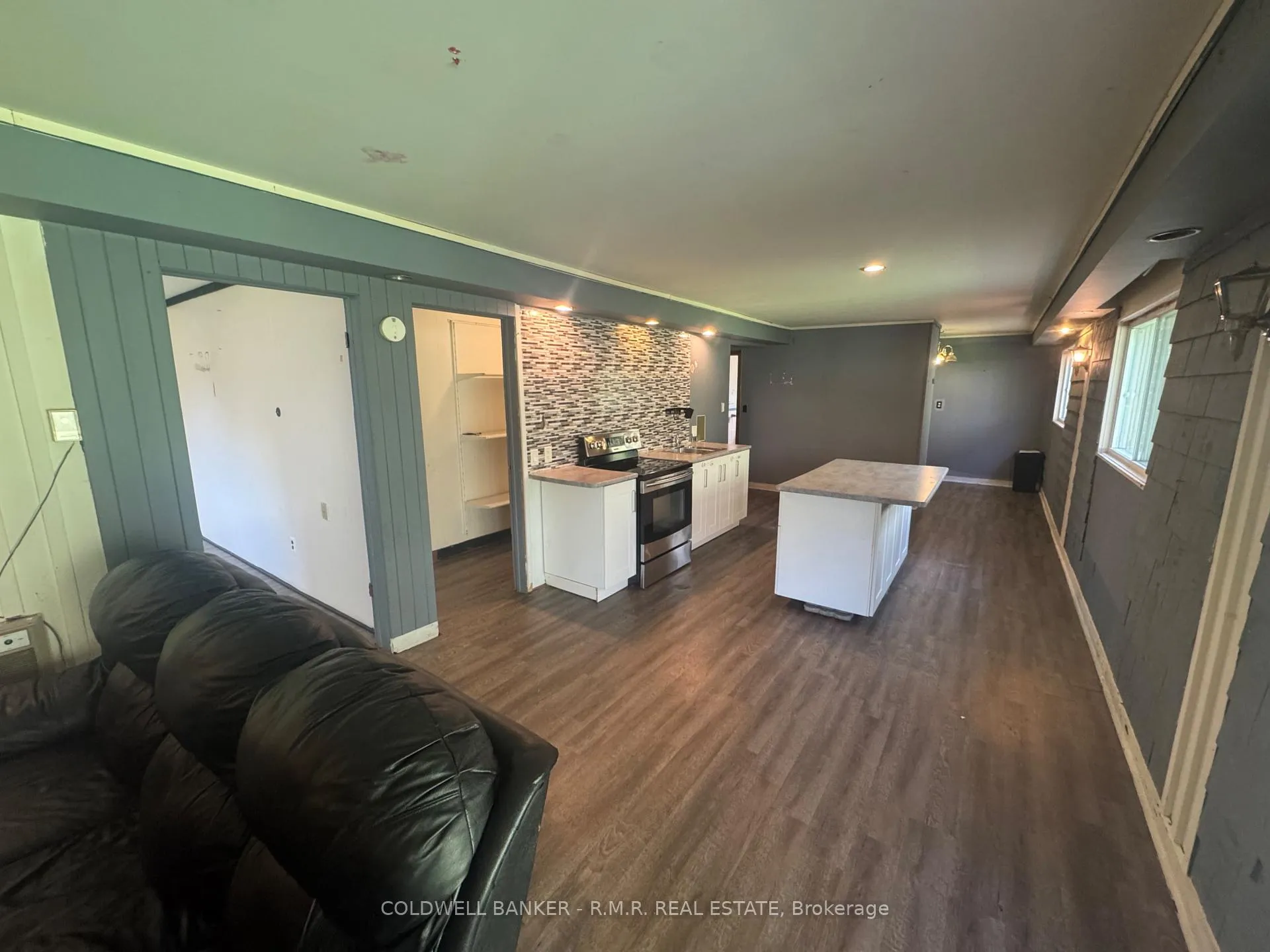 Photo 4 of Unit Basement, 913 Walnut Court, Oshawa, Donevan — HOMEH