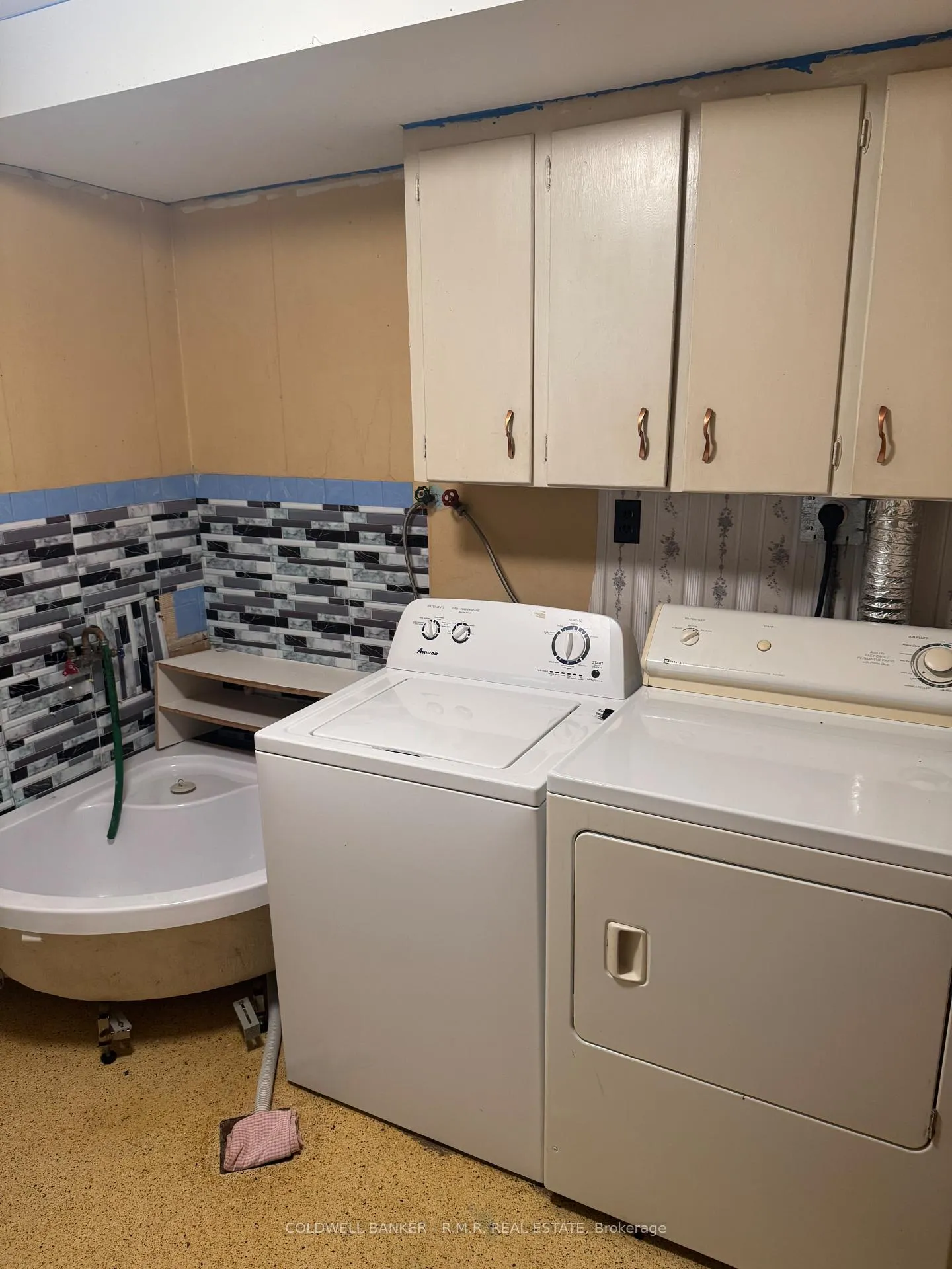 Photo 10 of Unit Basement, 913 Walnut Court, Oshawa, Donevan — HOMEH