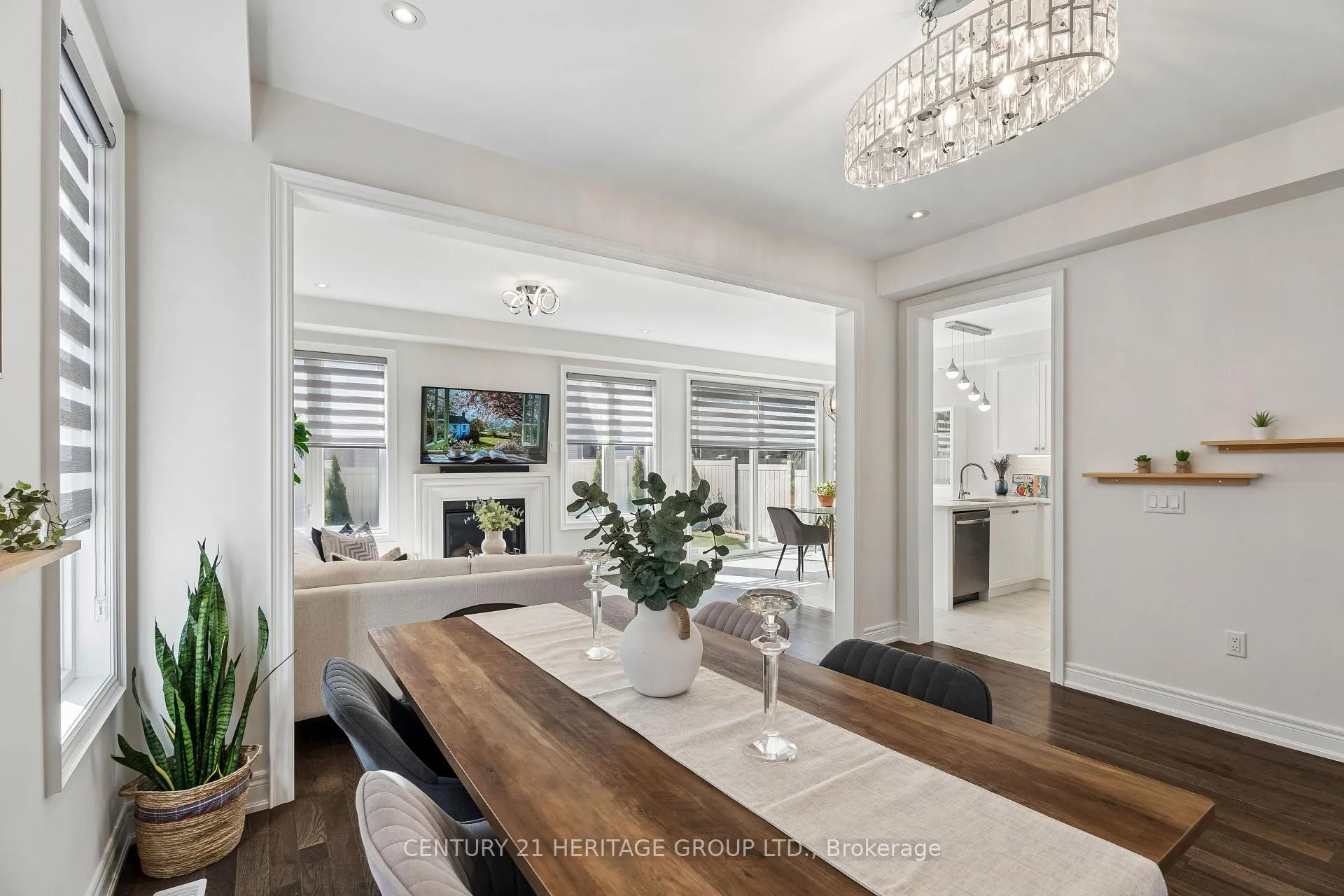 Photo 9 of 12 Terrell Avenue, Georgina, Keswick South — HOMEH