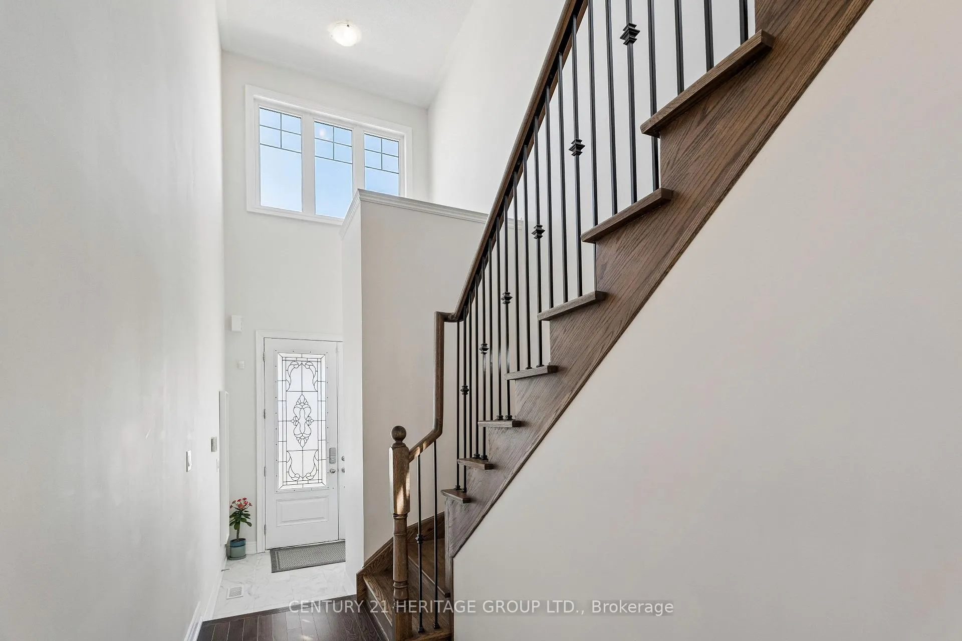 Photo 15 of 12 Terrell Avenue, Georgina, Keswick South — HOMEH