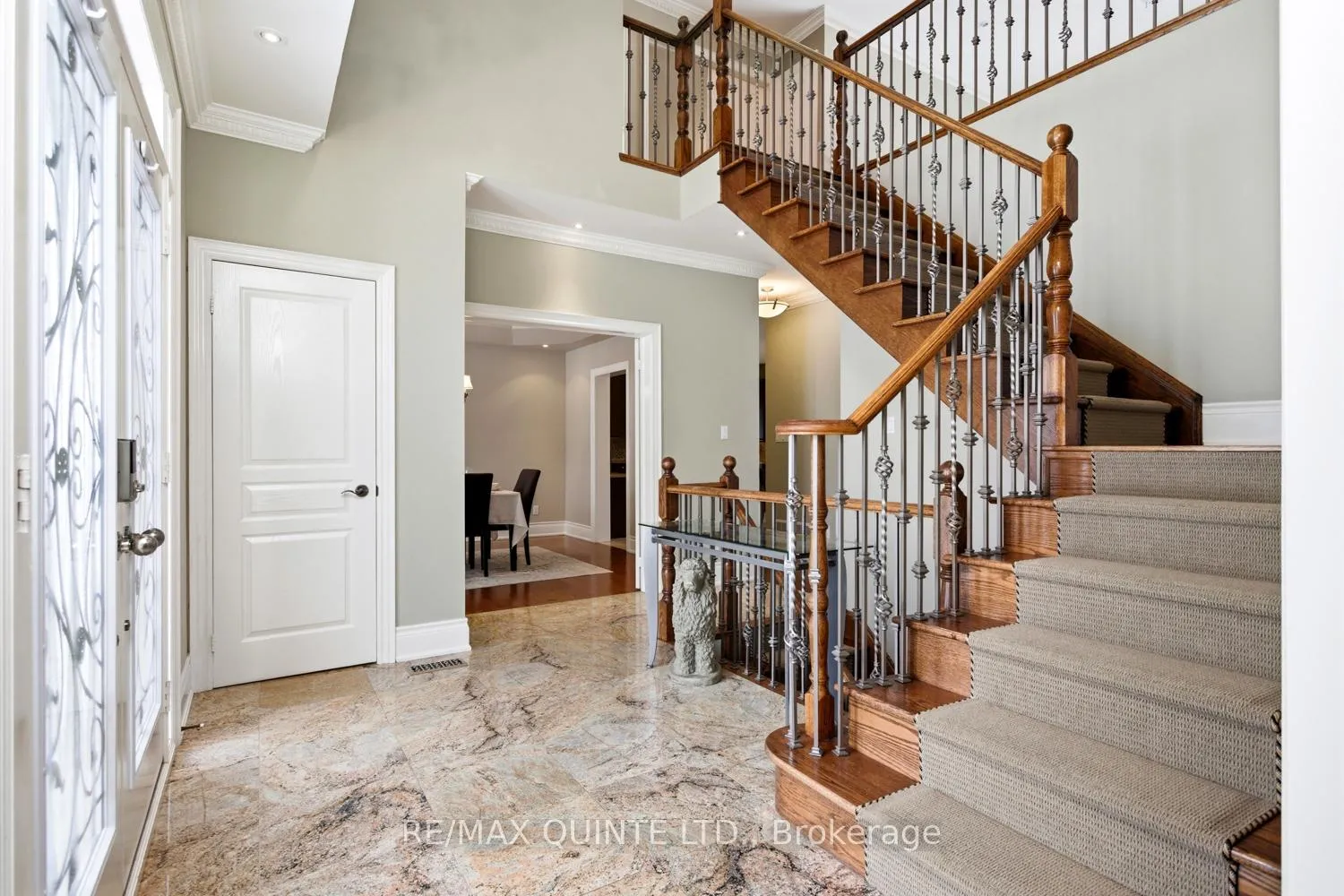 Photo 4 of 2 Treeview Avenue, Whitchurch-Stouffville, Ballantrae — HOMEH