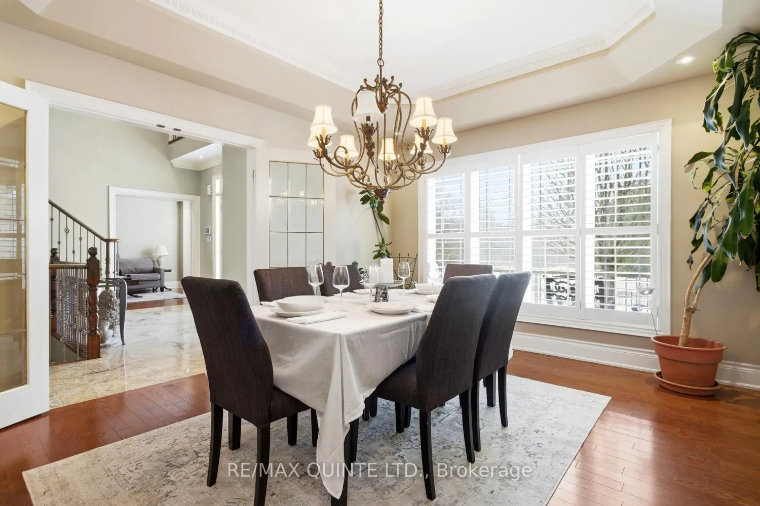 Photo 6 of 2 Treeview Avenue, Whitchurch-Stouffville, Ballantrae — HOMEH