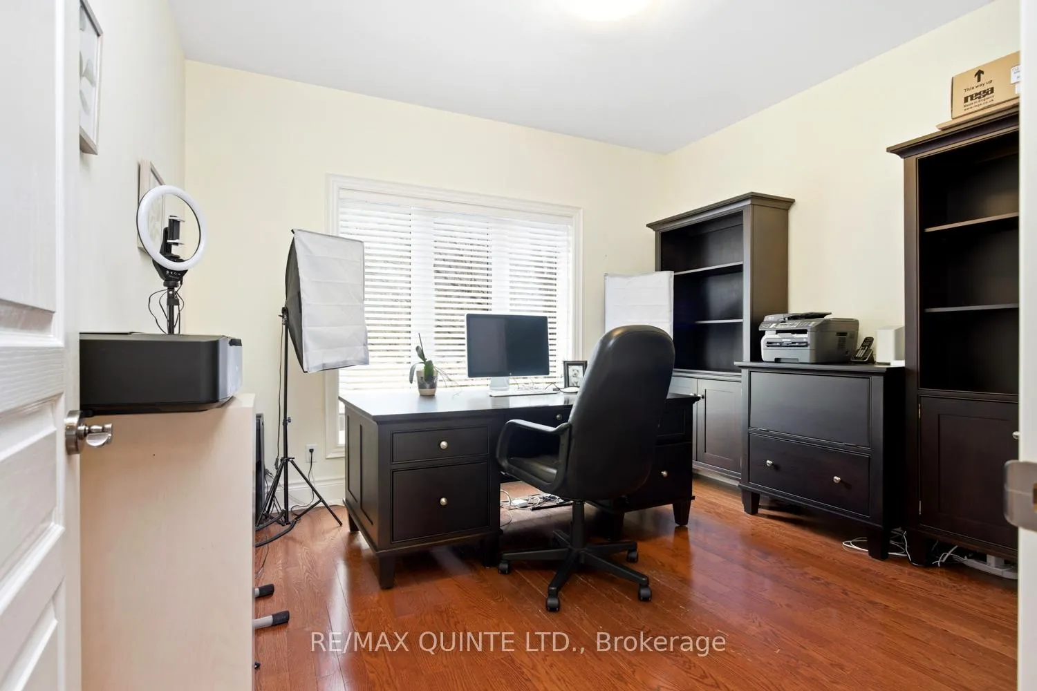 Photo 16 of 2 Treeview Avenue, Whitchurch-Stouffville, Ballantrae — HOMEH