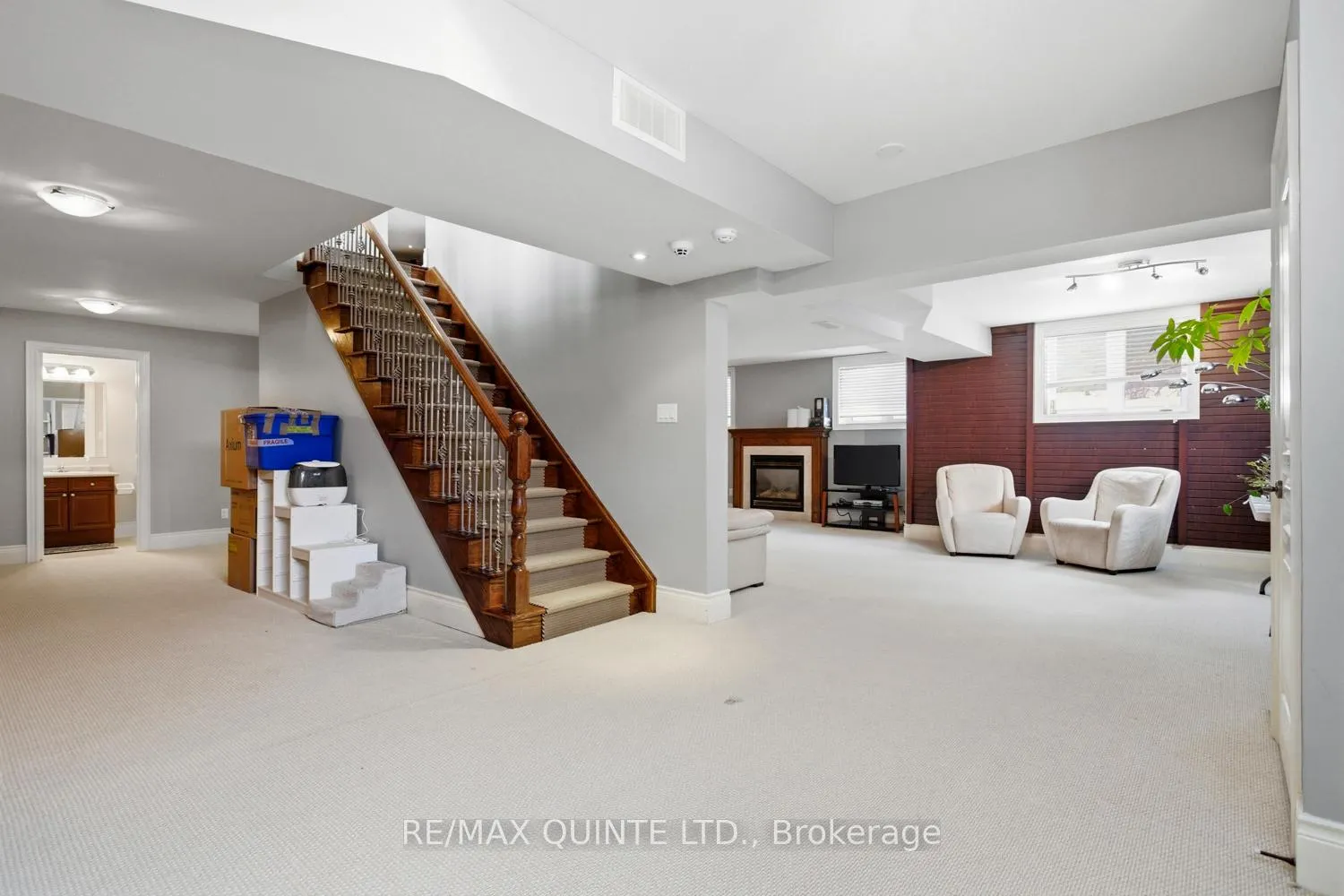 Photo 28 of 2 Treeview Avenue, Whitchurch-Stouffville, Ballantrae — HOMEH