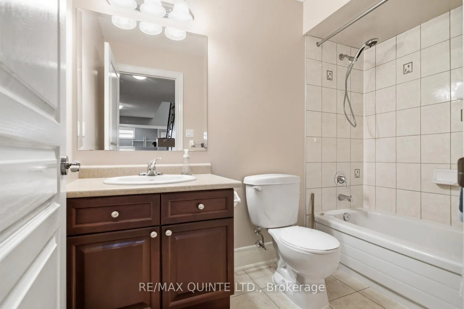 Photo 30 of 2 Treeview Avenue, Whitchurch-Stouffville, Ballantrae — HOMEH