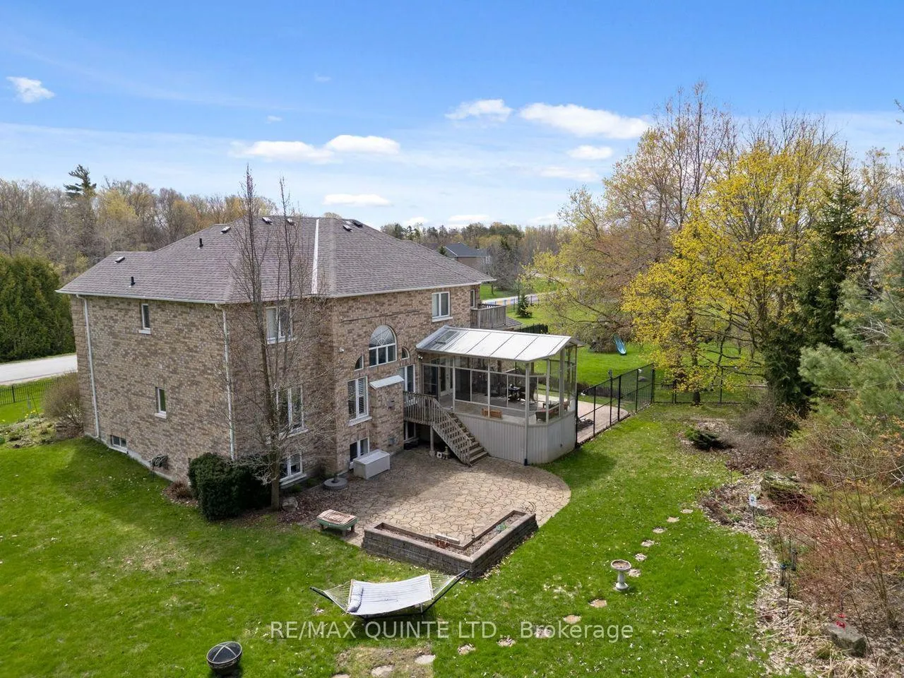 Photo 37 of 2 Treeview Avenue, Whitchurch-Stouffville, Ballantrae — HOMEH