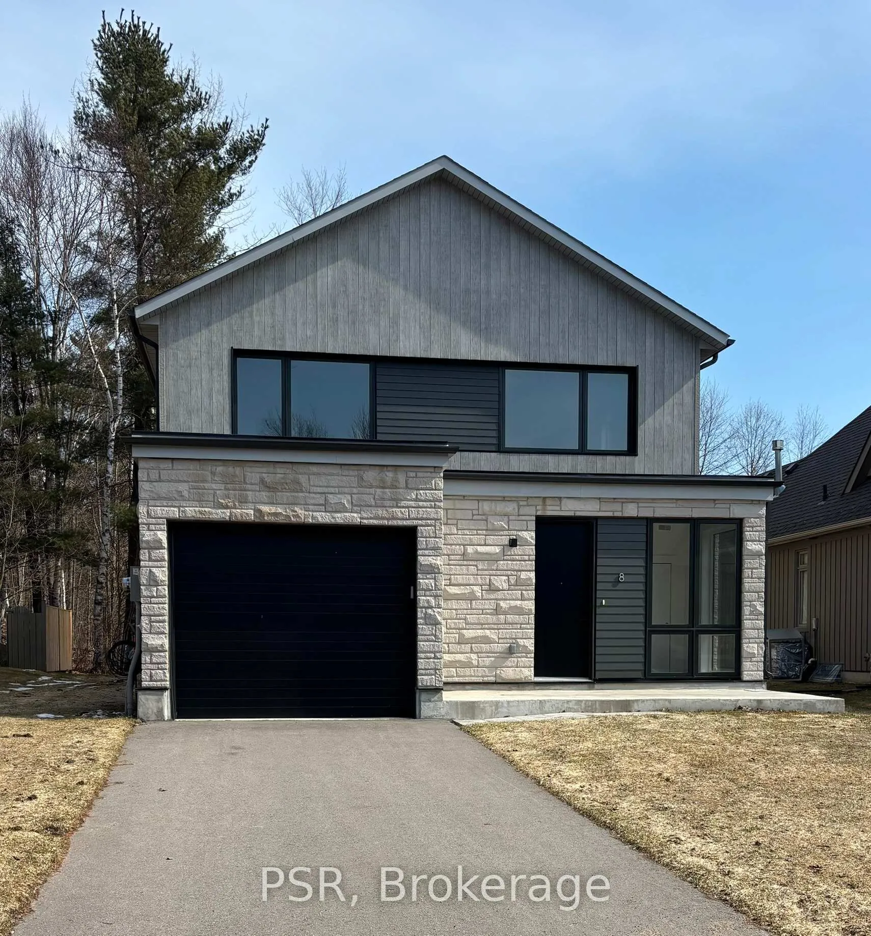 Photo of 8 Baypoint Court