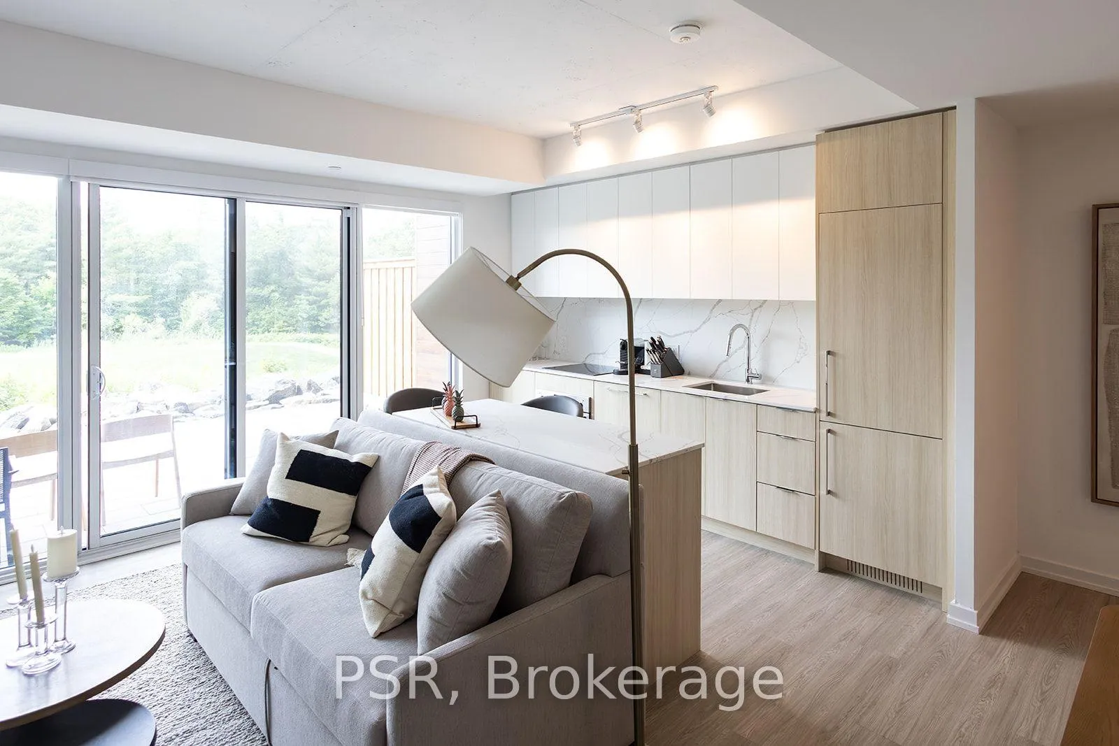 Photo 3 of Unit 108, 100 Carrick Trail, Gravenhurst, Muskoka (S) — HOMEH