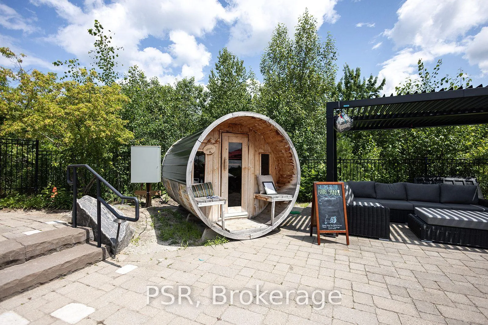 Photo 19 of Unit 607, 100 Carrick Trail, Gravenhurst, Muskoka (S) — HOMEH