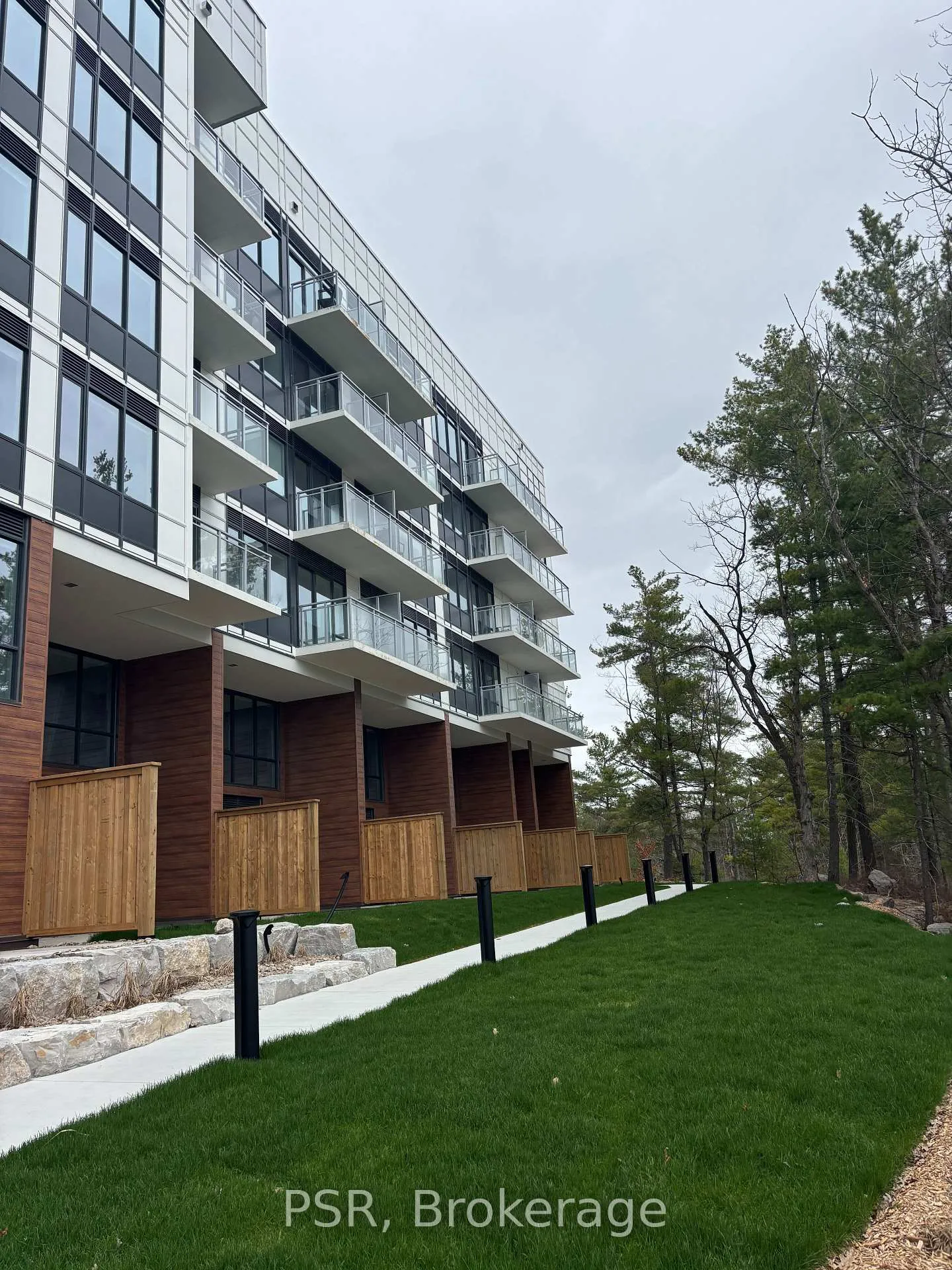 Photo 12 of Unit 612, 100 Carrick Trail, Gravenhurst, Muskoka (S) — HOMEH