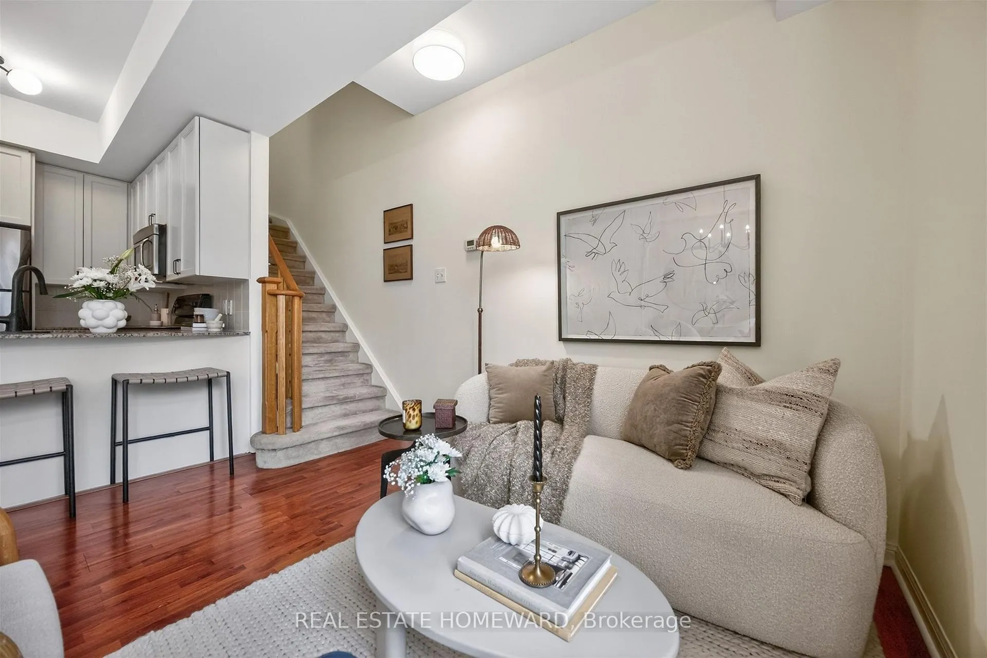 Photo 4 of Unit 32, 88 Carr Street, Toronto, Kensington-Chinatown — HOMEH