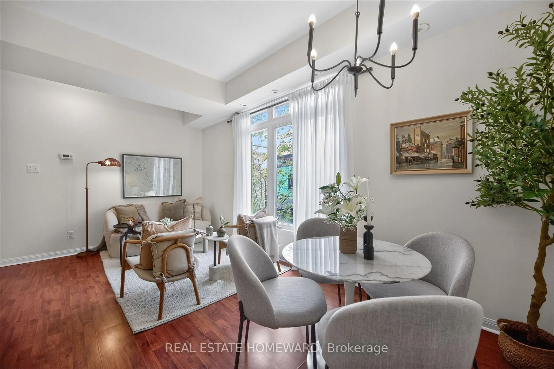 Photo 7 of Unit 32, 88 Carr Street, Toronto, Kensington-Chinatown — HOMEH