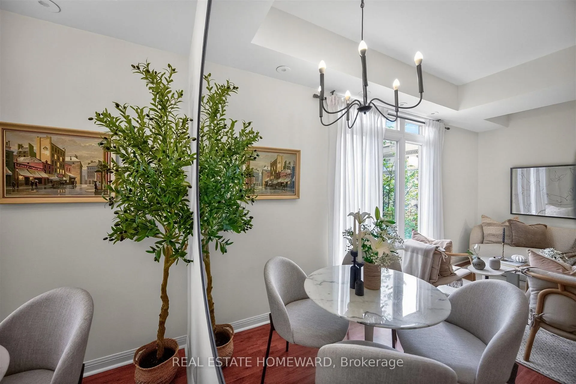 Photo 8 of Unit 32, 88 Carr Street, Toronto, Kensington-Chinatown — HOMEH