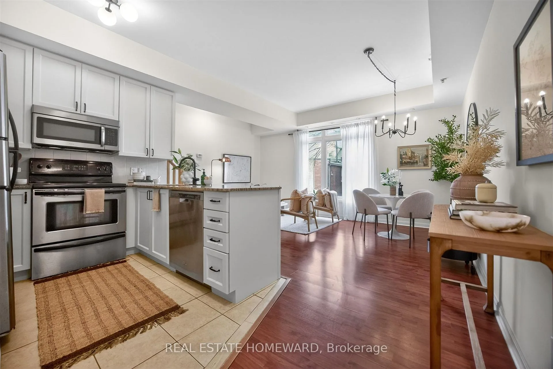 Photo 9 of Unit 32, 88 Carr Street, Toronto, Kensington-Chinatown — HOMEH
