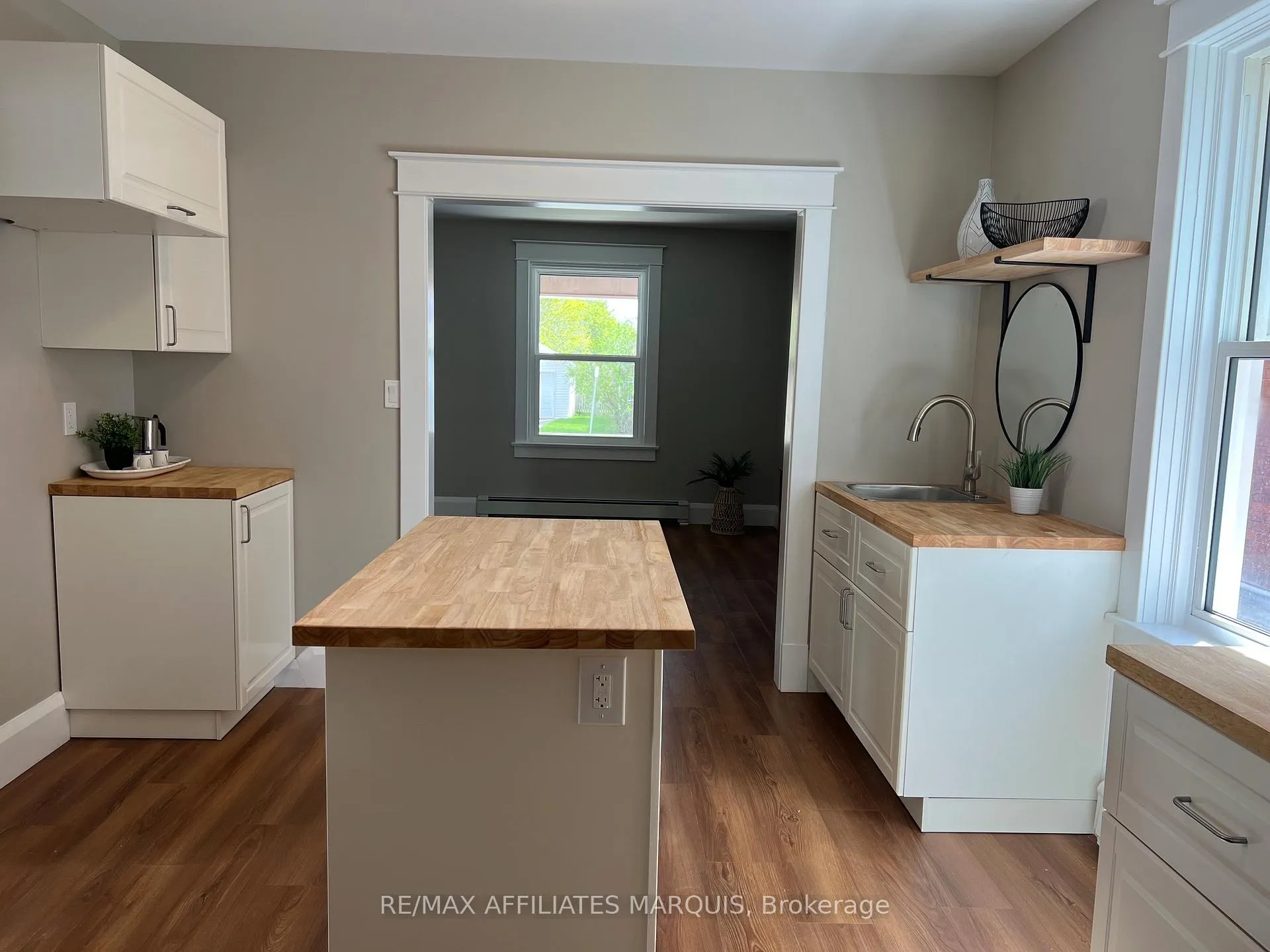 Photo 13 of 58 William Street W, Smiths Falls — HOMEH