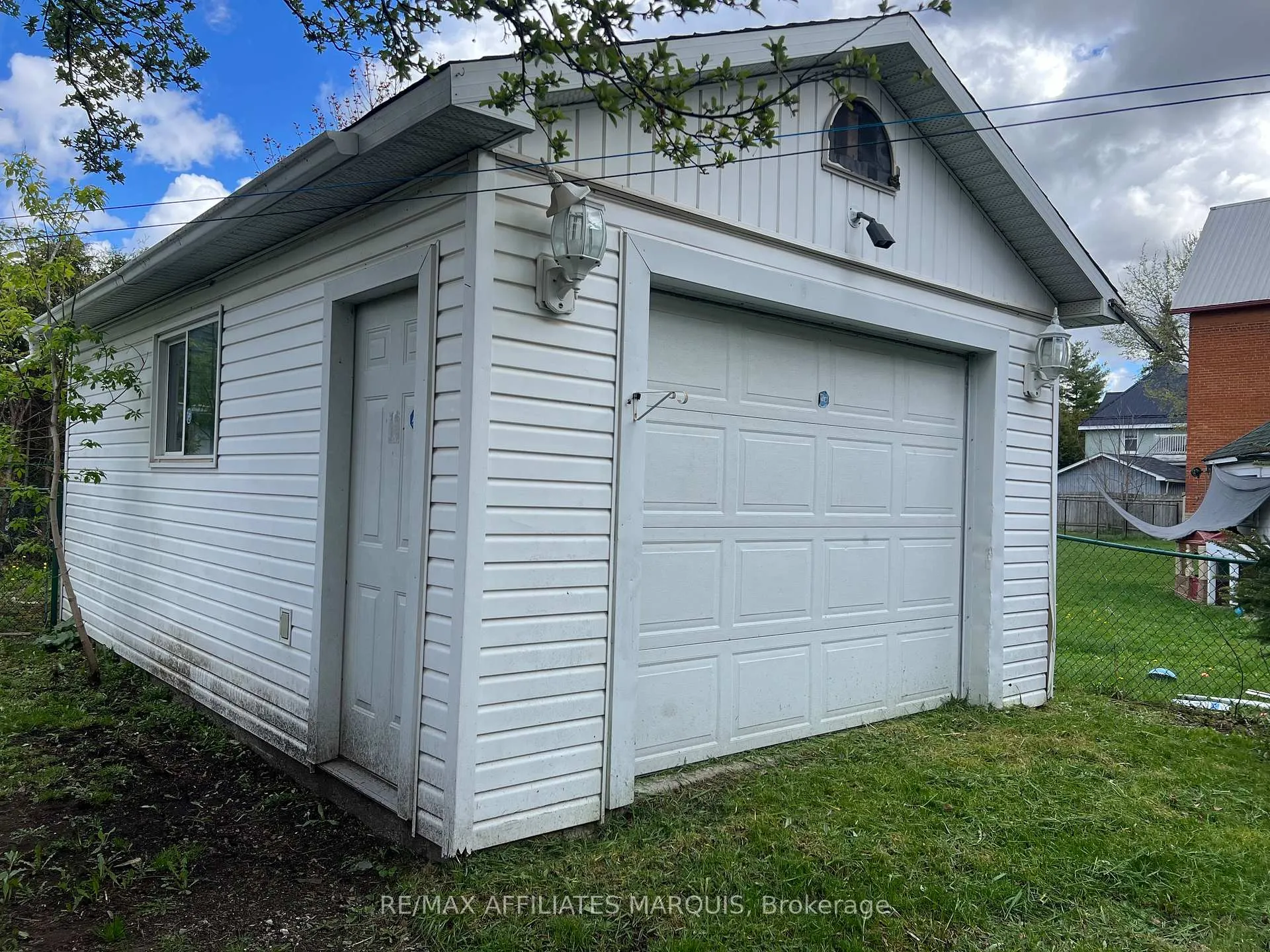 Photo 36 of 58 William Street W, Smiths Falls — HOMEH