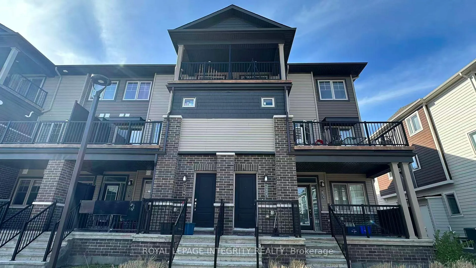 Photo 1 of 123 Anthracite Private, Ottawa, Barrhaven - Heritage Park — HOMEH
