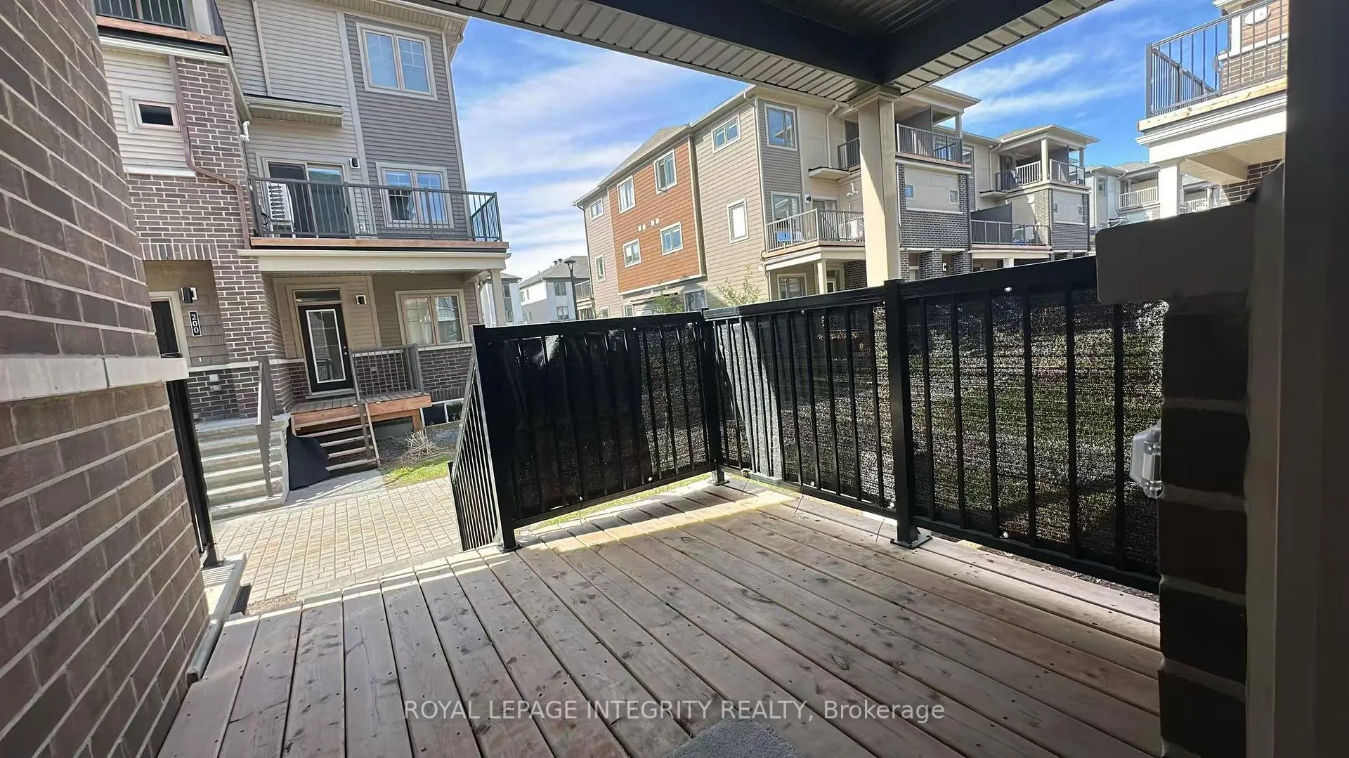 Photo 15 of 123 Anthracite Private, Ottawa, Barrhaven - Heritage Park — HOMEH