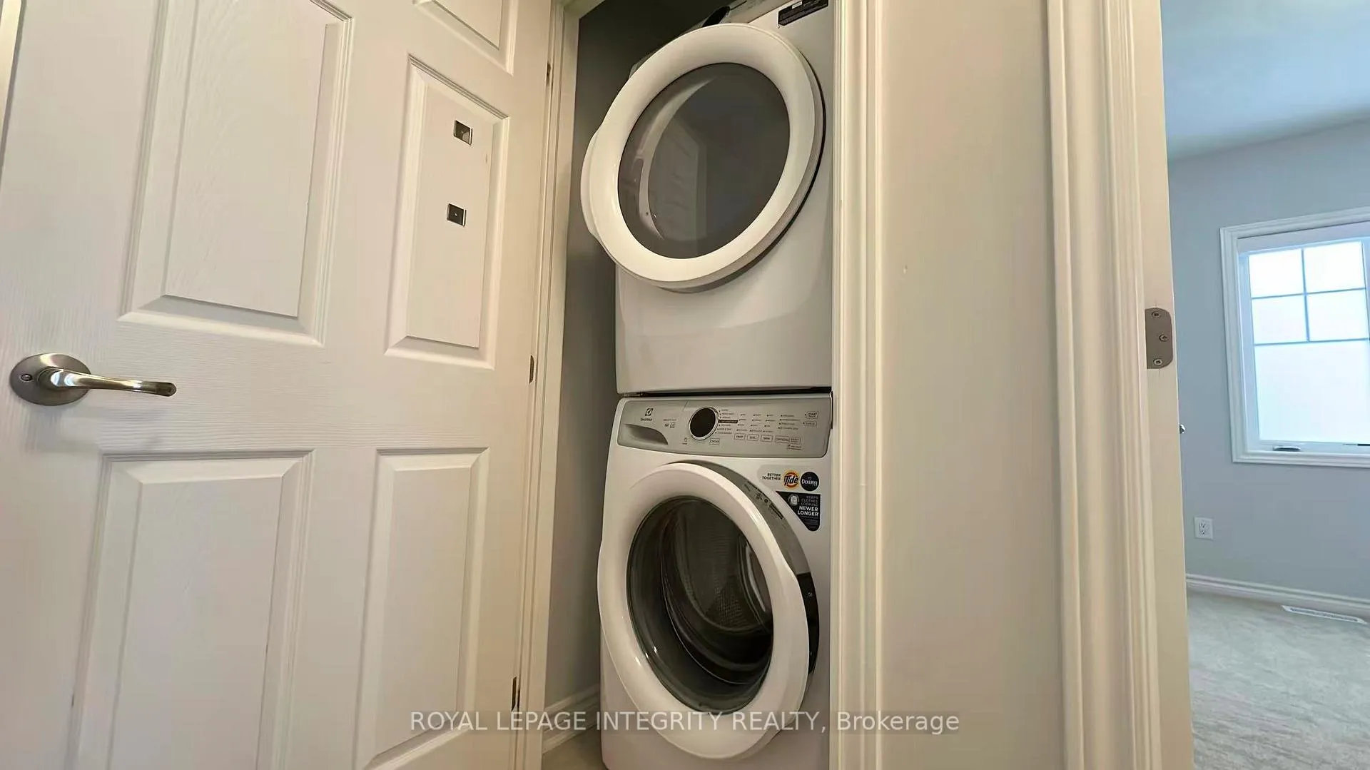 Photo 16 of 123 Anthracite Private, Ottawa, Barrhaven - Heritage Park — HOMEH