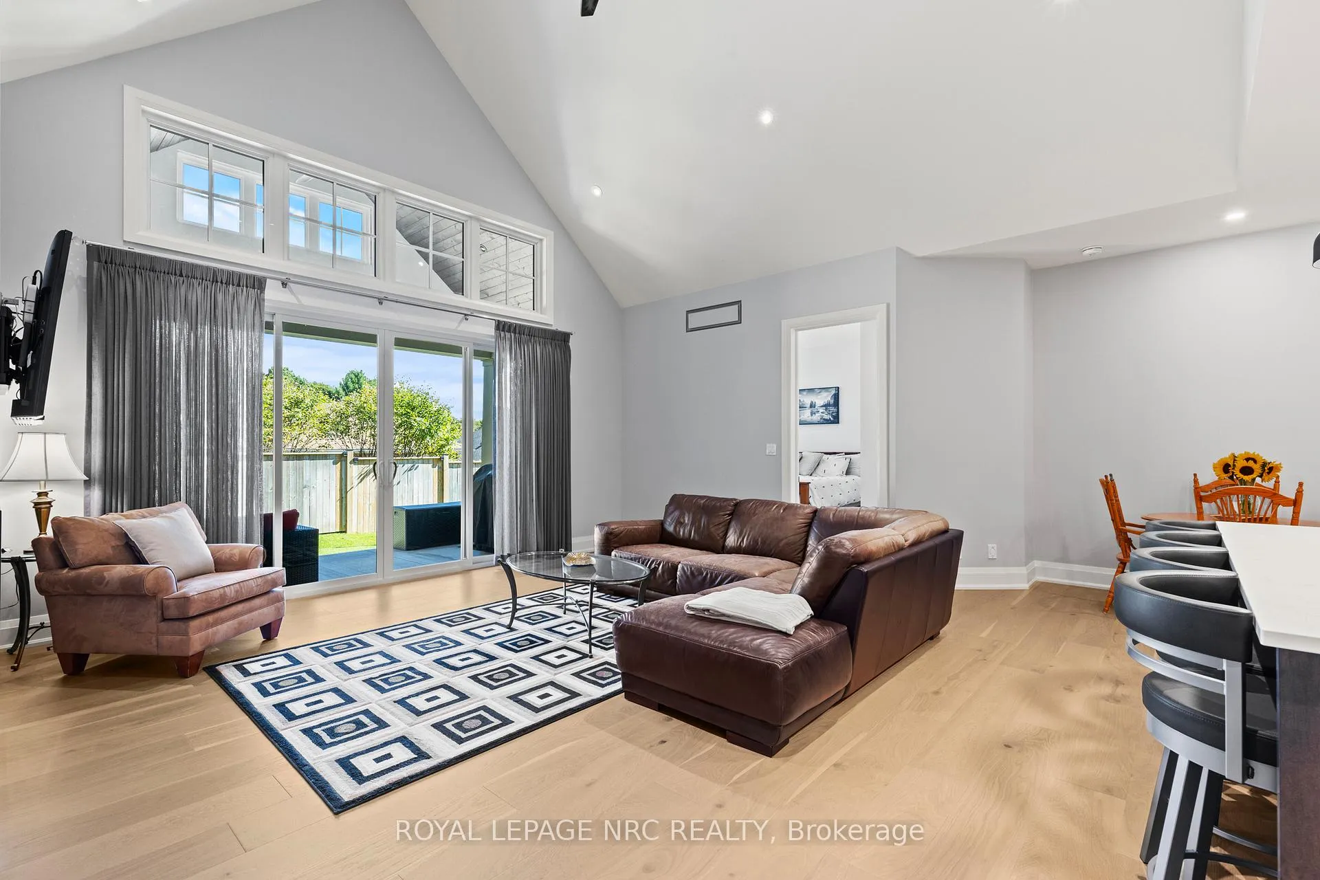 Photo 11 of Unit 7, 190 Canboro Road, Pelham, Fonthill — HOMEH