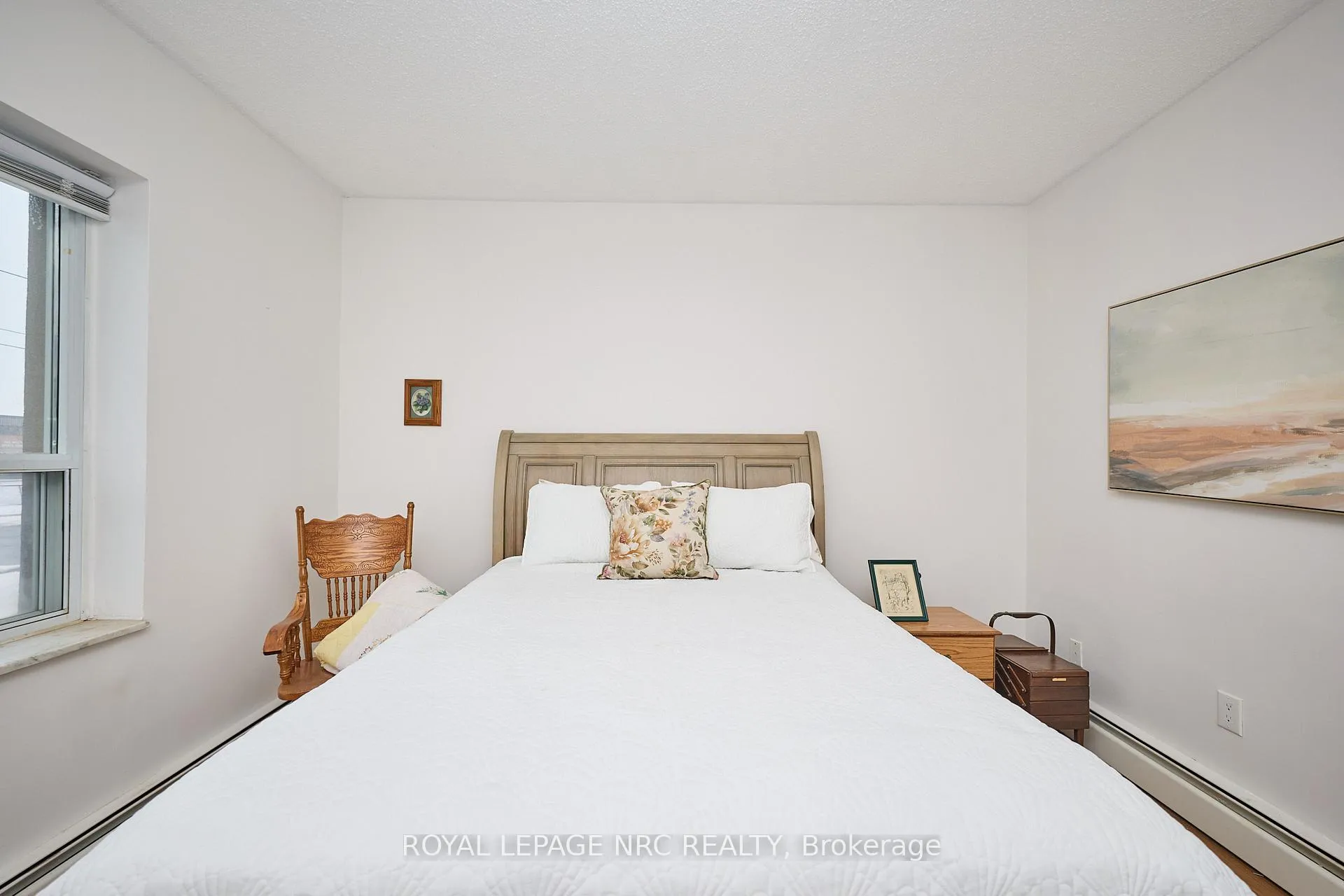 Photo 12 of Unit 101, 6390 Huggins Street, Niagara Falls, Stamford — HOMEH