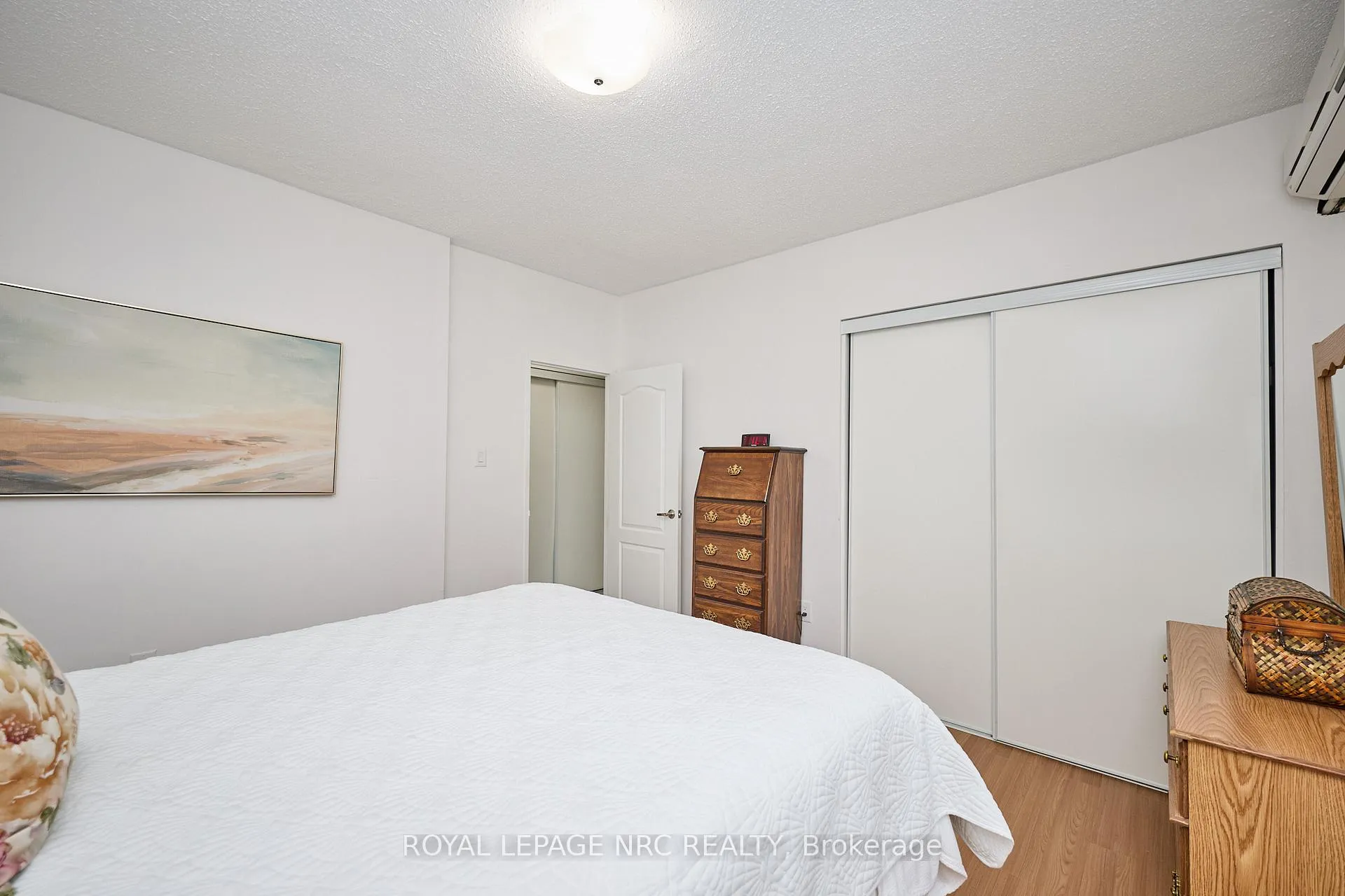 Photo 13 of Unit 101, 6390 Huggins Street, Niagara Falls, Stamford — HOMEH