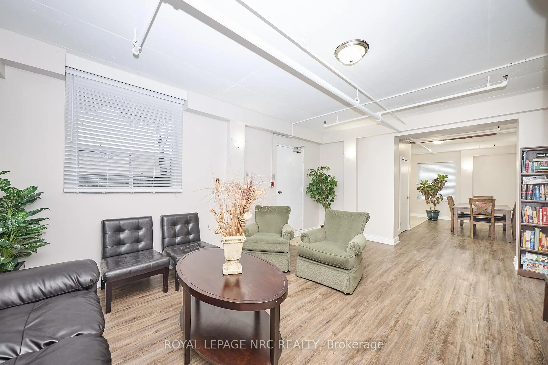 Photo 17 of Unit 101, 6390 Huggins Street, Niagara Falls, Stamford — HOMEH