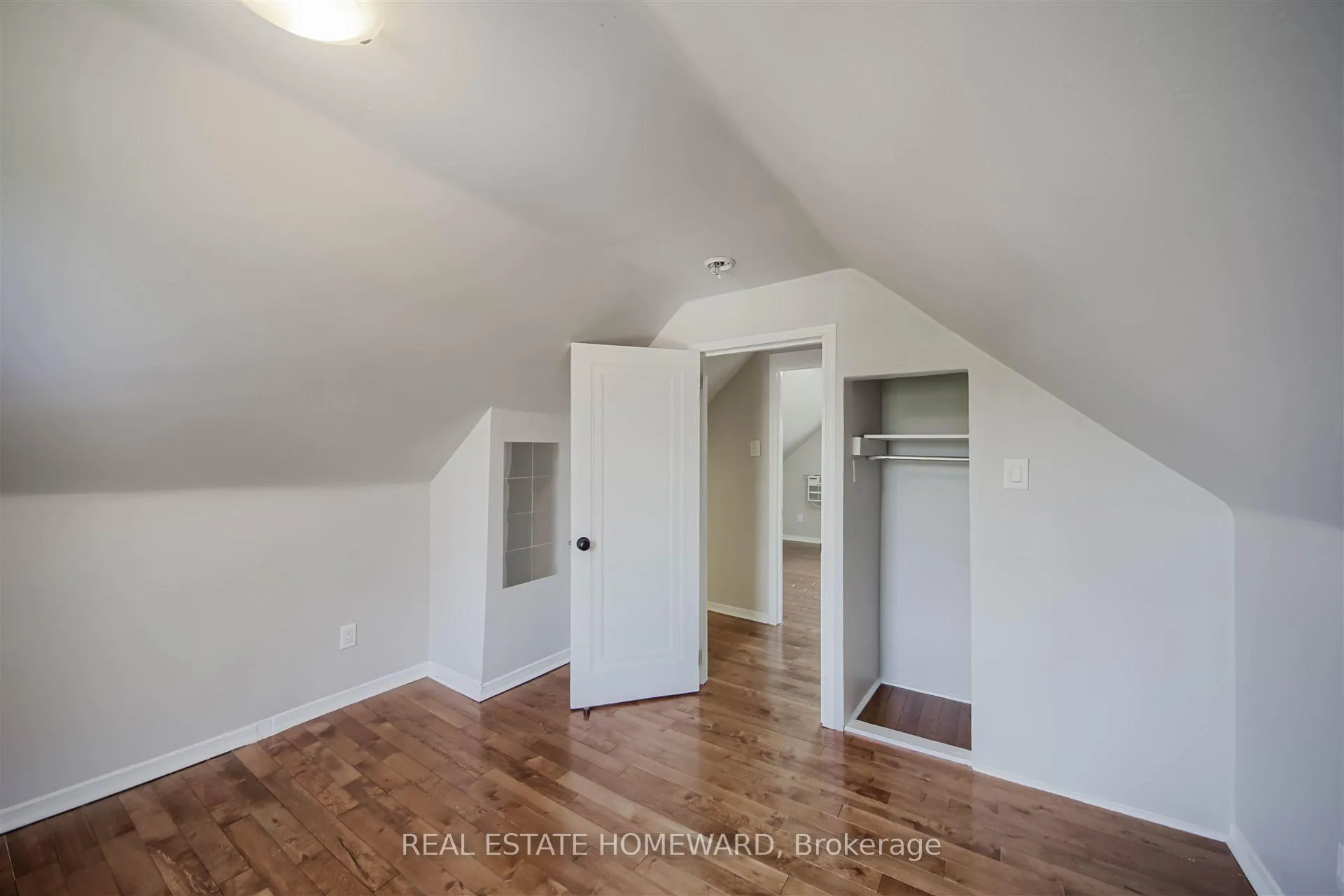 Photo 13 of 307 Old Weston Road, Toronto, Weston-Pellam Park — HOMEH