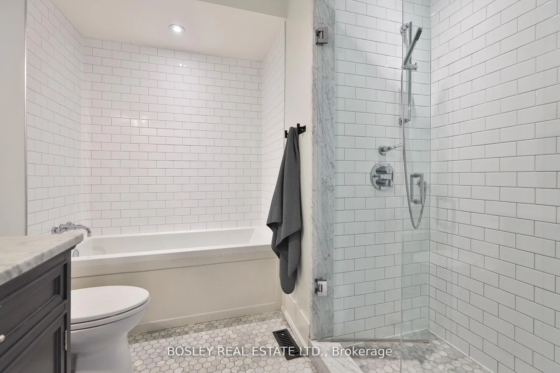 Photo 25 of 114 Ivy Avenue, Toronto, South Riverdale — HOMEH