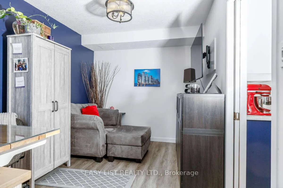 Photo 16 of Unit 808, 55 Water Street E, Brockville — HOMEH